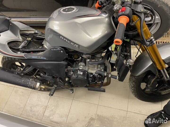 Мотоцикл racer