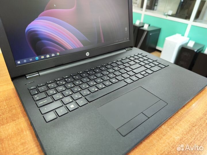 Cовременный HP 15.6