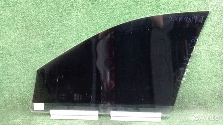 Стекло двери Volvo Xc90 Правое Переднее