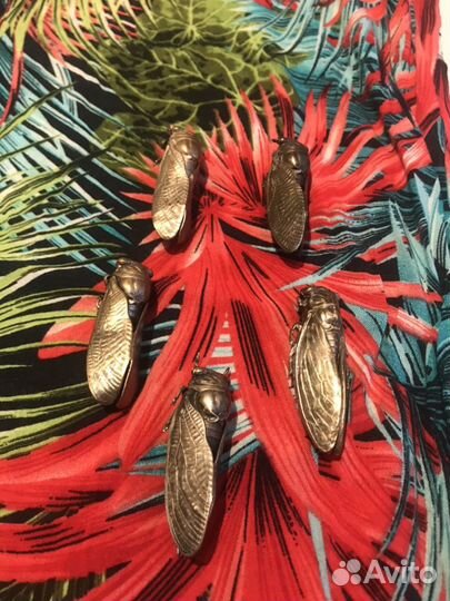 Старинная брошь Цикада