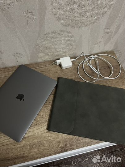 Apple MacBook air 13 2020 m1