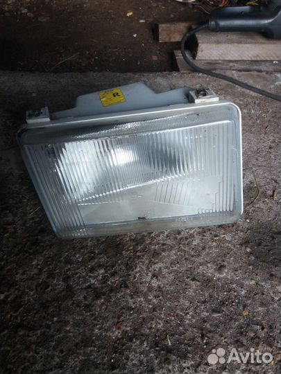 Фары для автомобилей газ 3110,газель,зил бычок