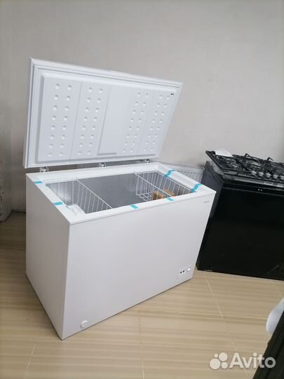 Морозильный ларь новый 300 литров морозилка