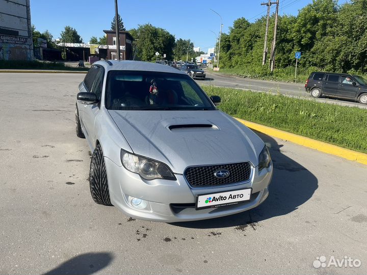 Subaru Legacy 2.0 AT, 2003, 230 000 км