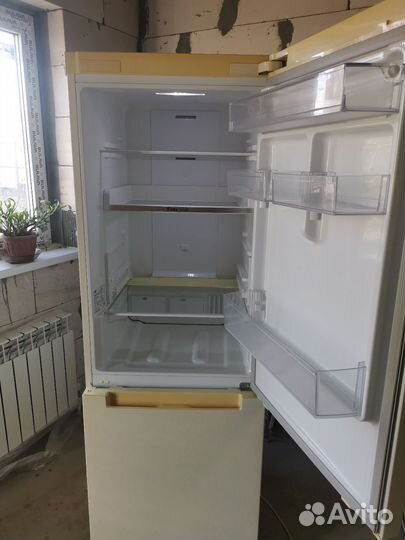 Холодильник Samsung no frost