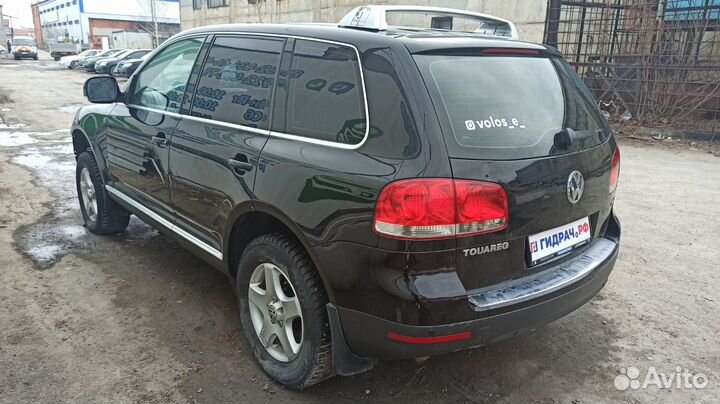 Клемма аккумулятора плюс Volkswagen Touareg 7L0971225H