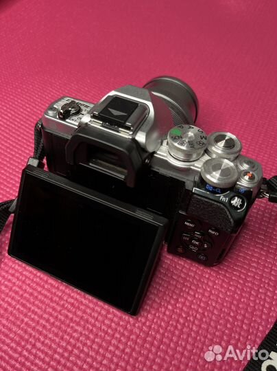 Фотоаппарат Olympus OM-D E-M10 Mark III