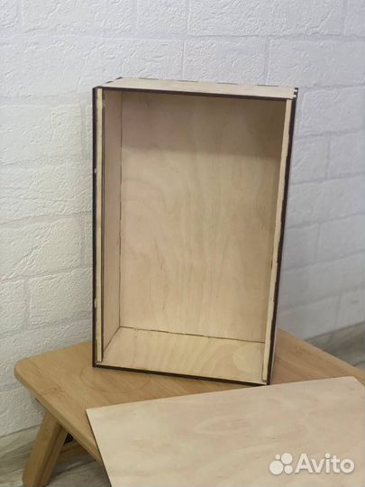 Подарочная коробка под бутылку