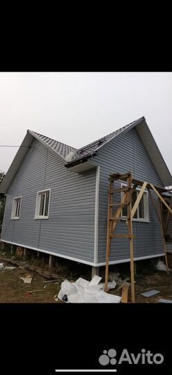 Бригада строителей