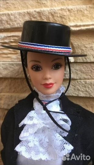 Кукла барби