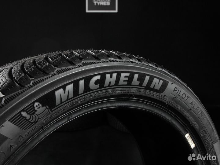 Michelin Pilot Alpin 5 SUV 285/40 R20 и 245/45 R20 114V