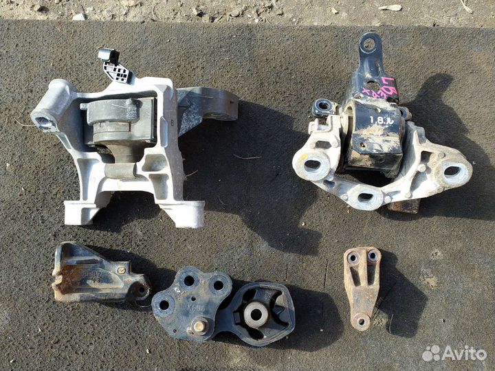 Опоры двигателя Mazda 6 GJ 2013 год 2.0 ат