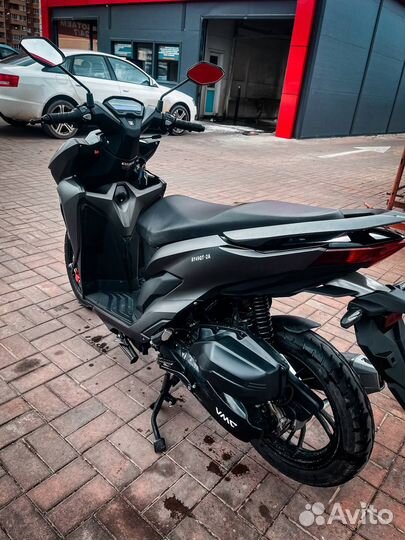 Скутер Vento Inferno 150