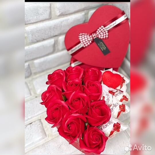 Букет мыльных роз с конфетами. Букеты для всех