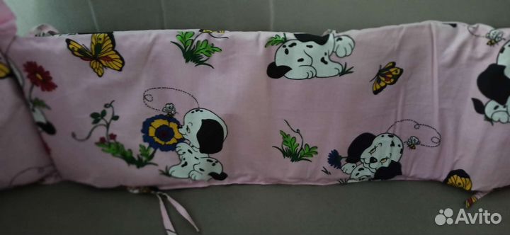 Бортик в кроватку новый