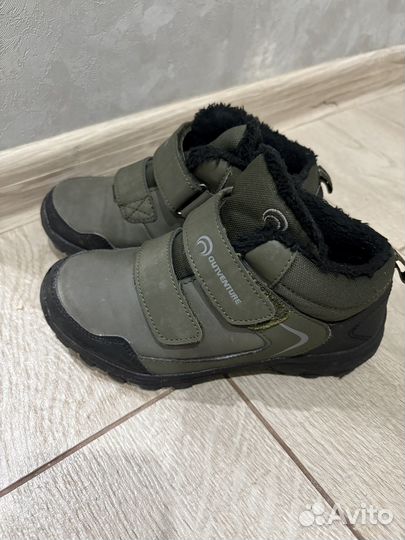 Продам ботинки детские