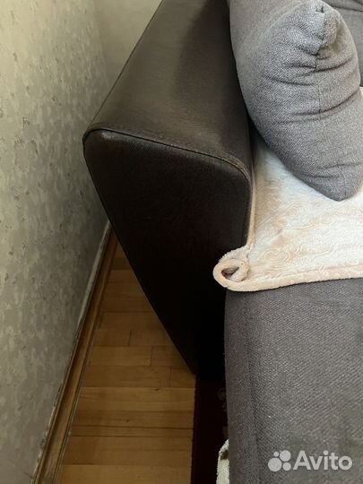 Диван угловой