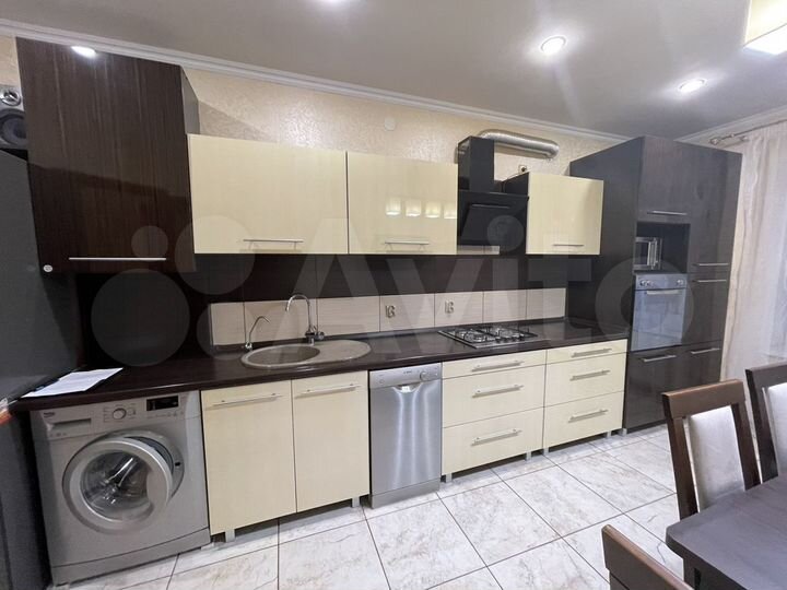 2-к. квартира, 60 м², 6/9 эт.