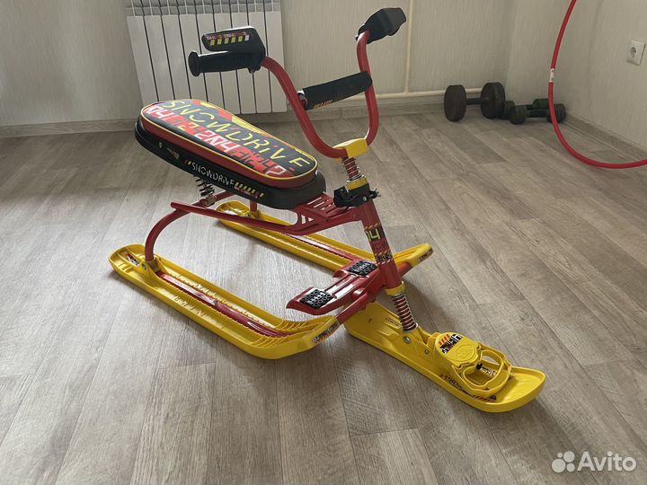 Детский снегокат Nika