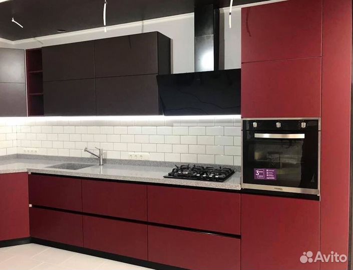 Угловые кухонные гарнитуры AGT фасады