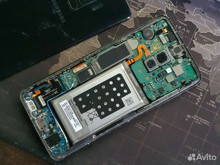 Samsung galaxy s9 plus на запчасти демо