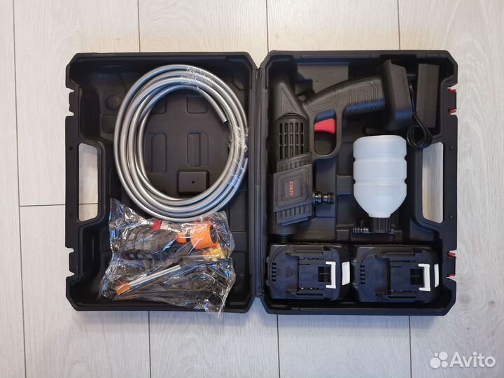 Аккумуляторная мойка высокого давления