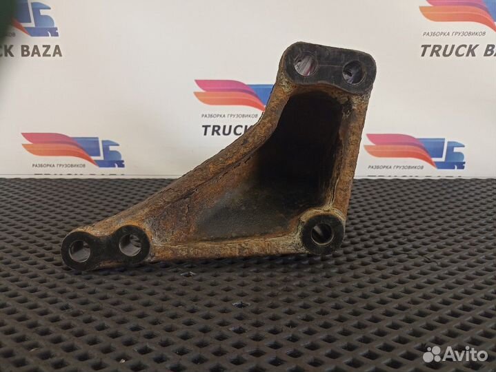 Кронштейн двигателя задний левый