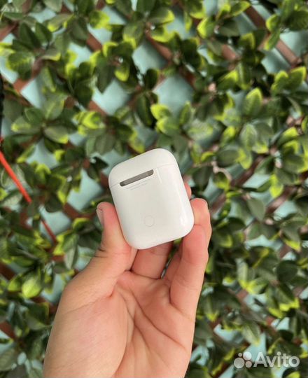 Беспроводные наушники apple airpods 1