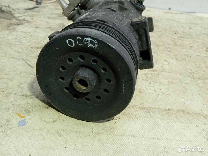 Компрессор кондиционера Opel Corsa D