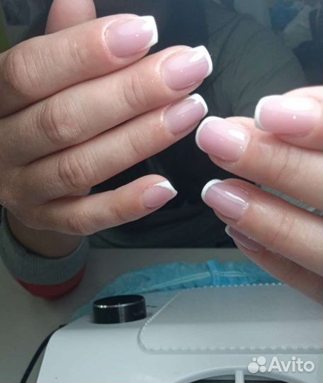 Наращивание ногтей