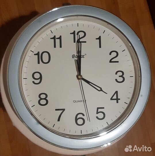 Часы настенные
