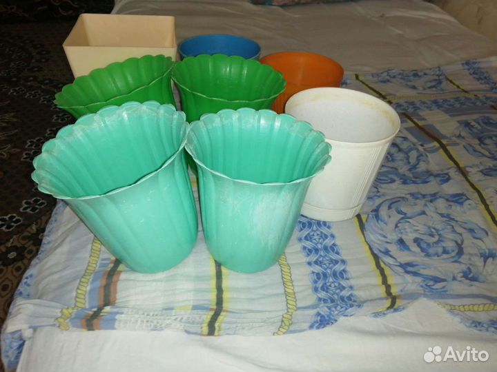 Кашпо, расчески