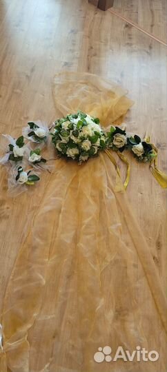 Продаю свадебные украшения на машину