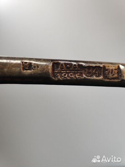 Серебряная чайная ложка эмаль