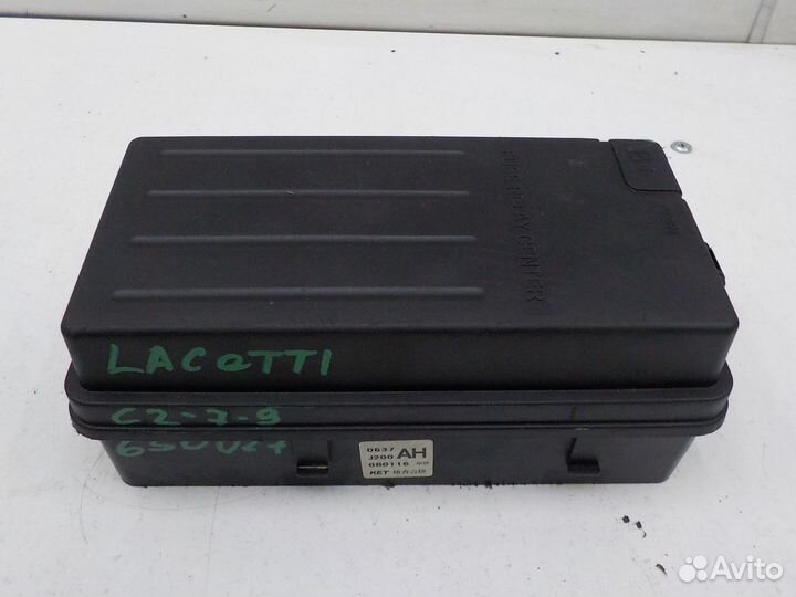 Блок предохранителей (моторный отсек) Chevrolet La