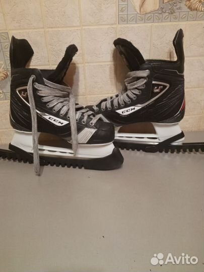 Коньки хоккейные ccm