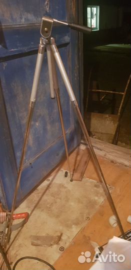 Штатив для фотоаппарата профессиональный