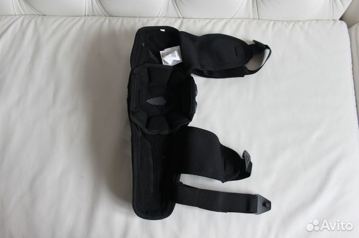 Наколенники Leatt Dual Axis Knee & Shin Guard
