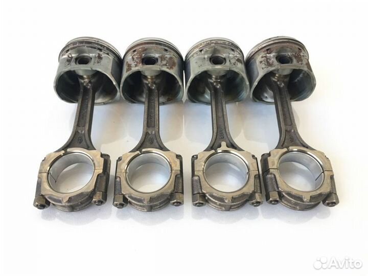 Поршень с шатуном Kia Sportage 2,G4GC,2л,бензин