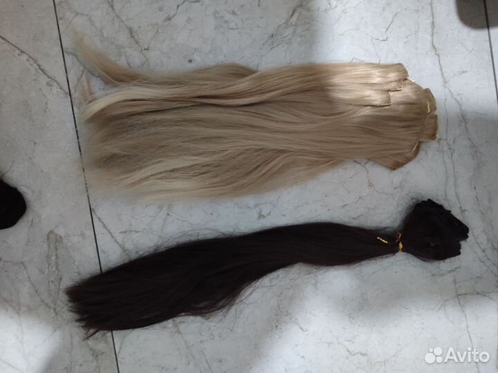 Волосы на заколках искусст. 50-60 см.белые, темн