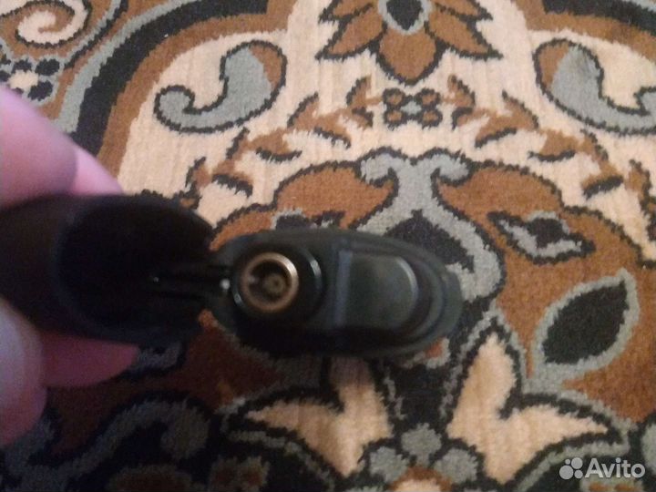 Зажигалка газовая