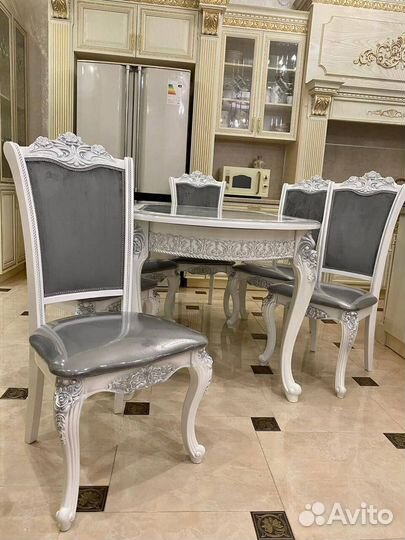 Столы и стулья для кухни. В наличии