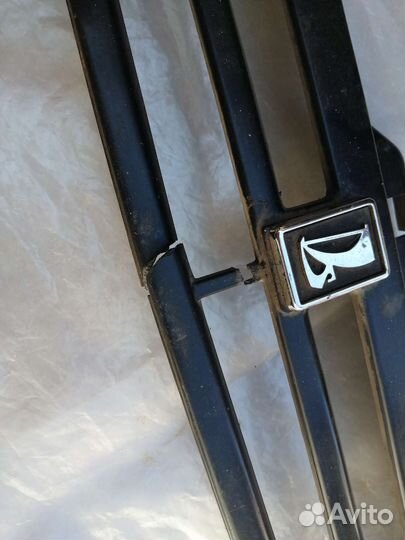 Пластик на ваз 2109 и 2107 решетка радиатора