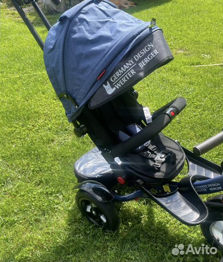 Детский велосипед с ручкой