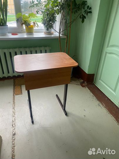 Стол 1 местный регулируемый