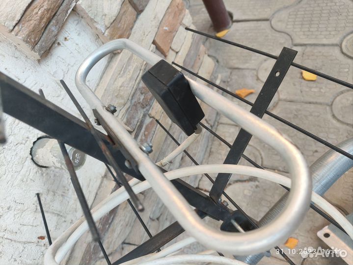 Тв антенна уличная + 8м кабеля