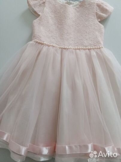 Нарядное платье для девочки 2 года