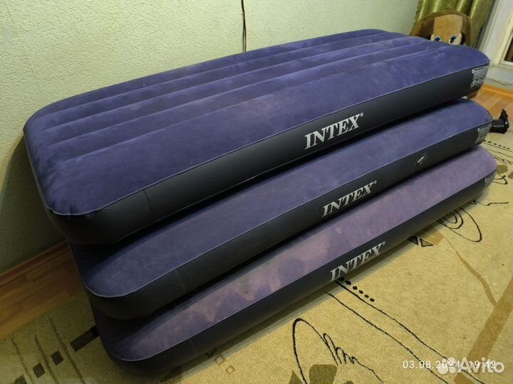 Надувной матрас intex