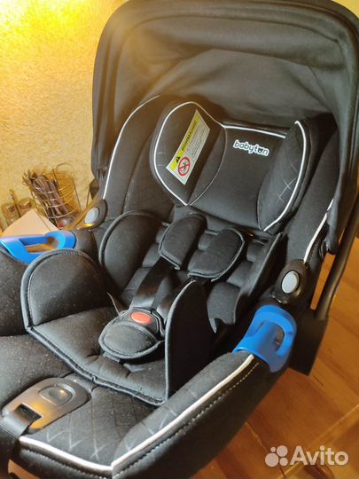 Автокресло 0+