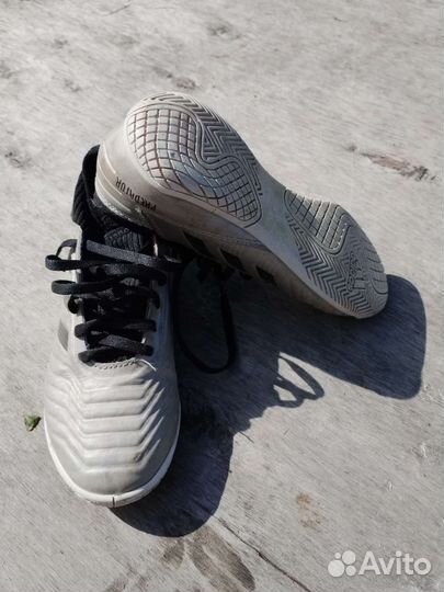 Футзалки adidas predator